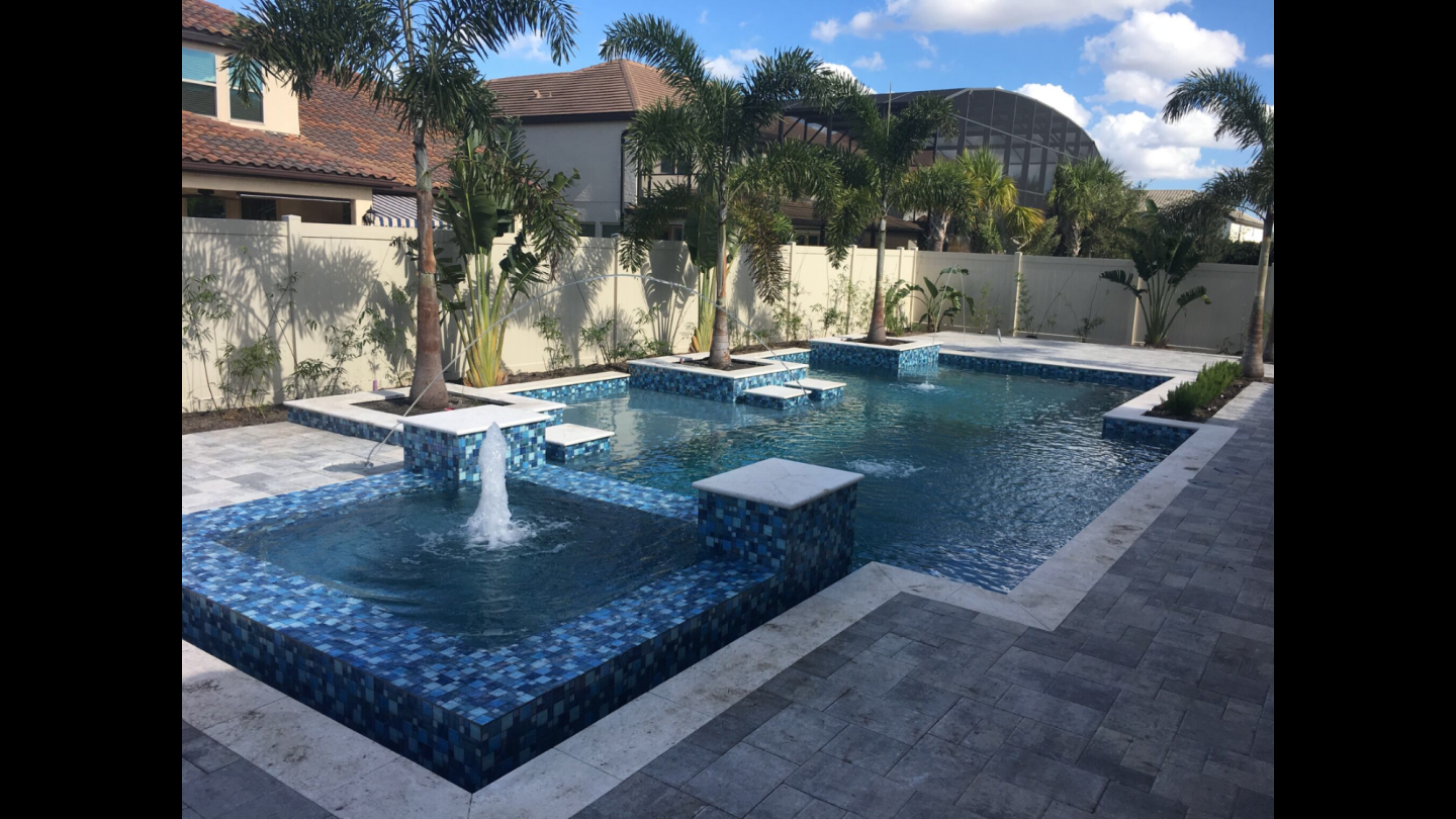 FC4E2BF1 AE2A 4A6E B1E7 B4AA8F5C6B47