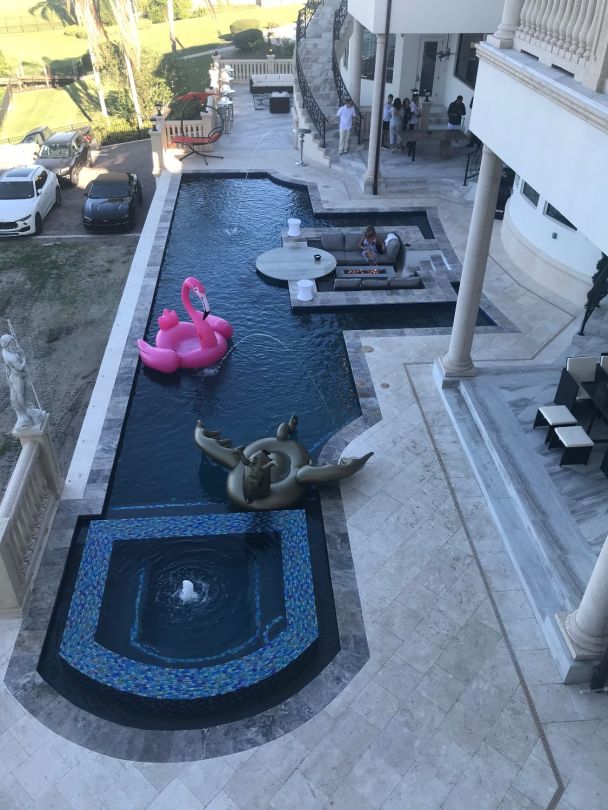 D7517988 028C 45D5 BE7A 6DA6941063CF